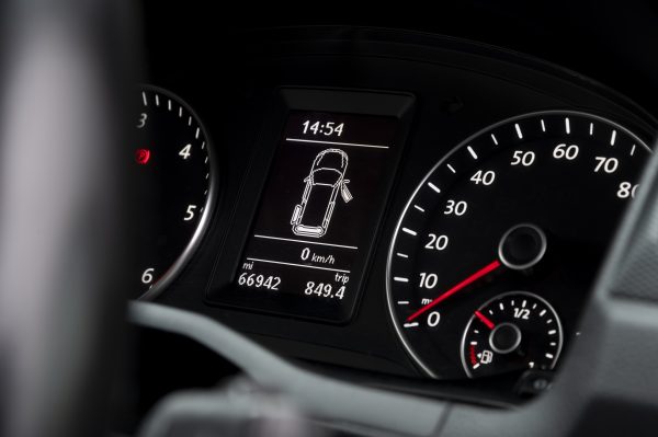 TRX002 Speedo Closeup
